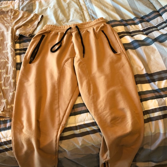 h&m sweatpants and huf shirt bundle - Picture 5 of 8